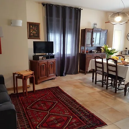 Casa Lucia شقة
